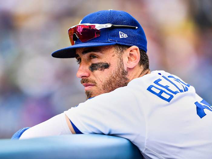 cody-bellinger-dugout